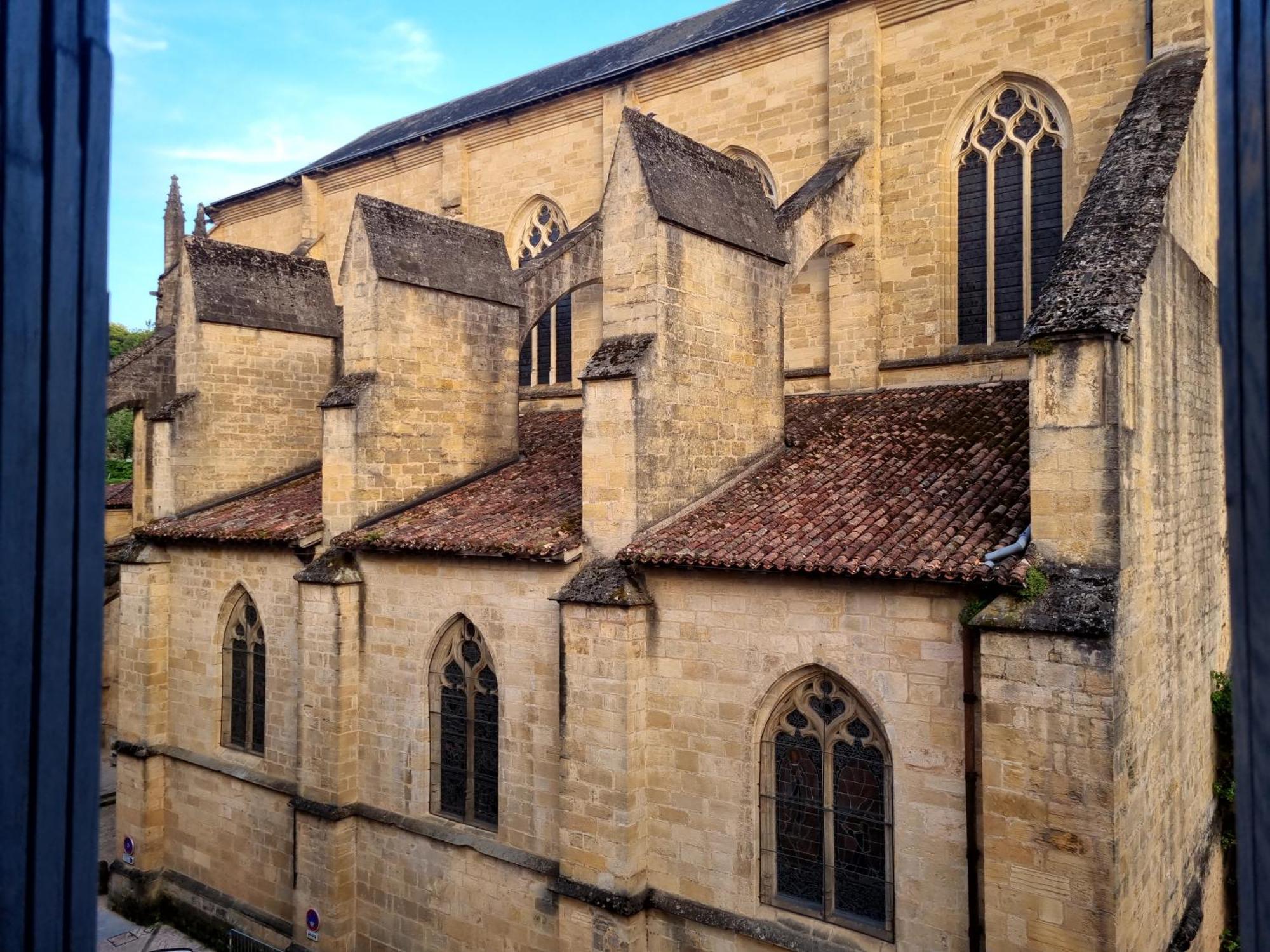 Appartement Avec Terrasse & Parking Sarlat Centre Exterior foto